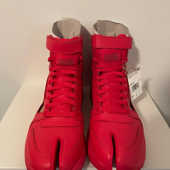 Maison Margiela Reebok Classic Leather Tabi High Red Shoes - Picture 2 of 5